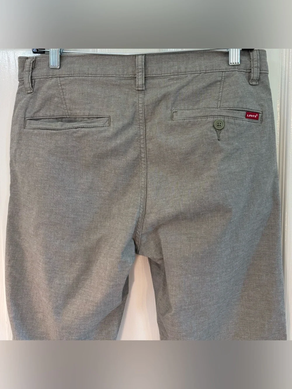 EUC Levi's XX Chino Standard Taper Pants, Men Sz 32x34, Heather Light Olive Gray